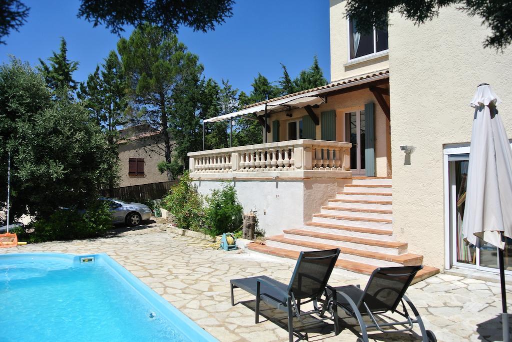 Апартаменты En Avignon 30133 Les Angles Les Angles  Номер фото