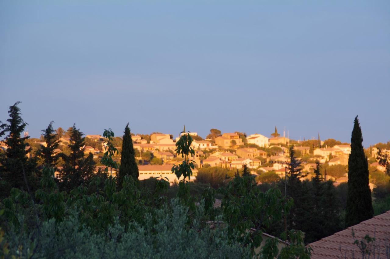 Апартаменты En Avignon 30133 Les Angles Les Angles  Экстерьер фото
